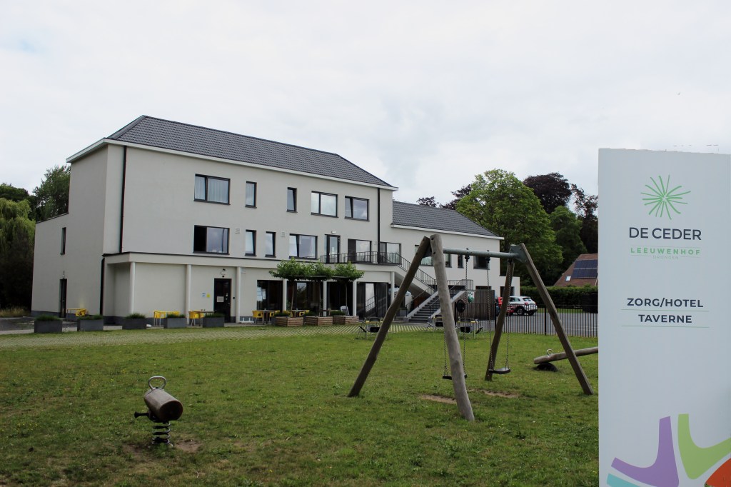 Deze afbeelding heeft een leeg alt-atribuut; de bestandsnaam is deceder.jpg